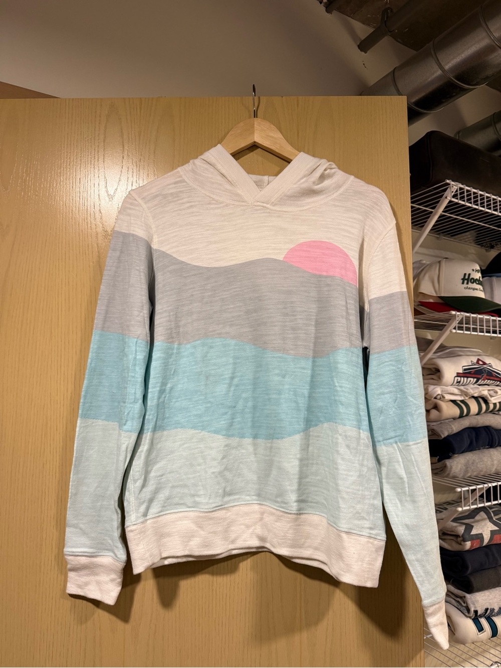 Faherty lightweight sweatshirt